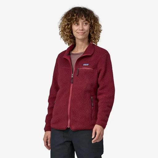 Stay Warm and Stylish with the Patagonia Women's Retro Pile Marsupial Jacket