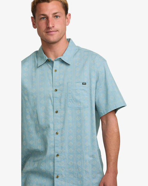 Billabong Mens Woven Sundays Mini