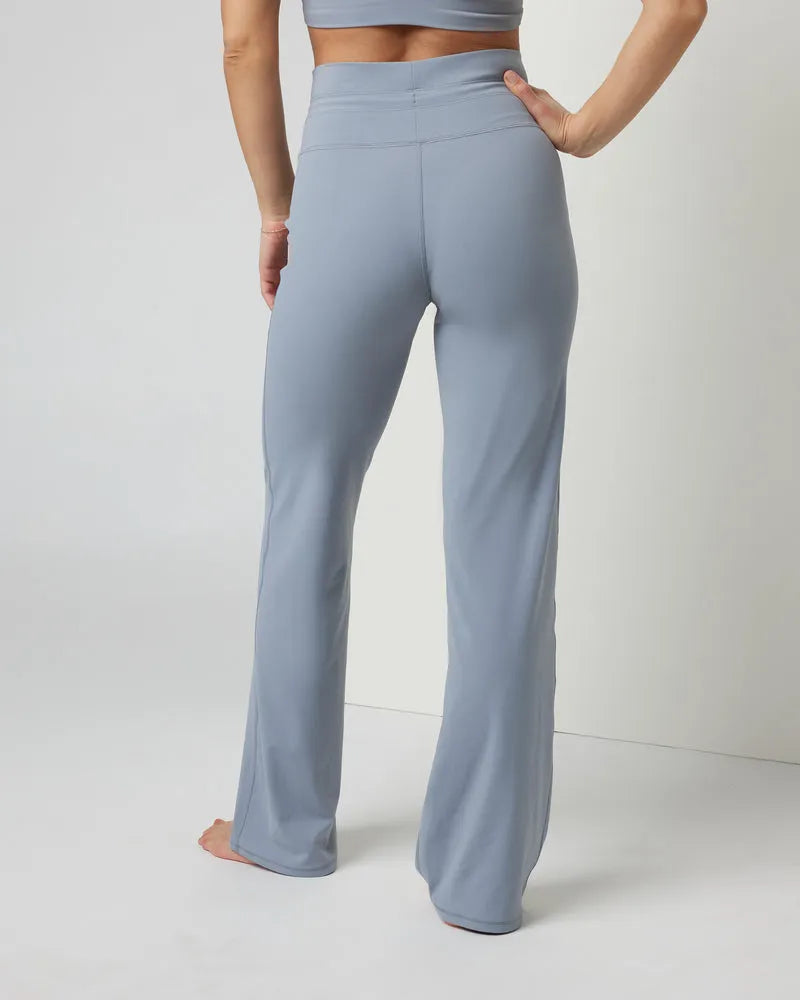 Vuori Daily Wideleg Pants Stone Gray Women's Size Medium